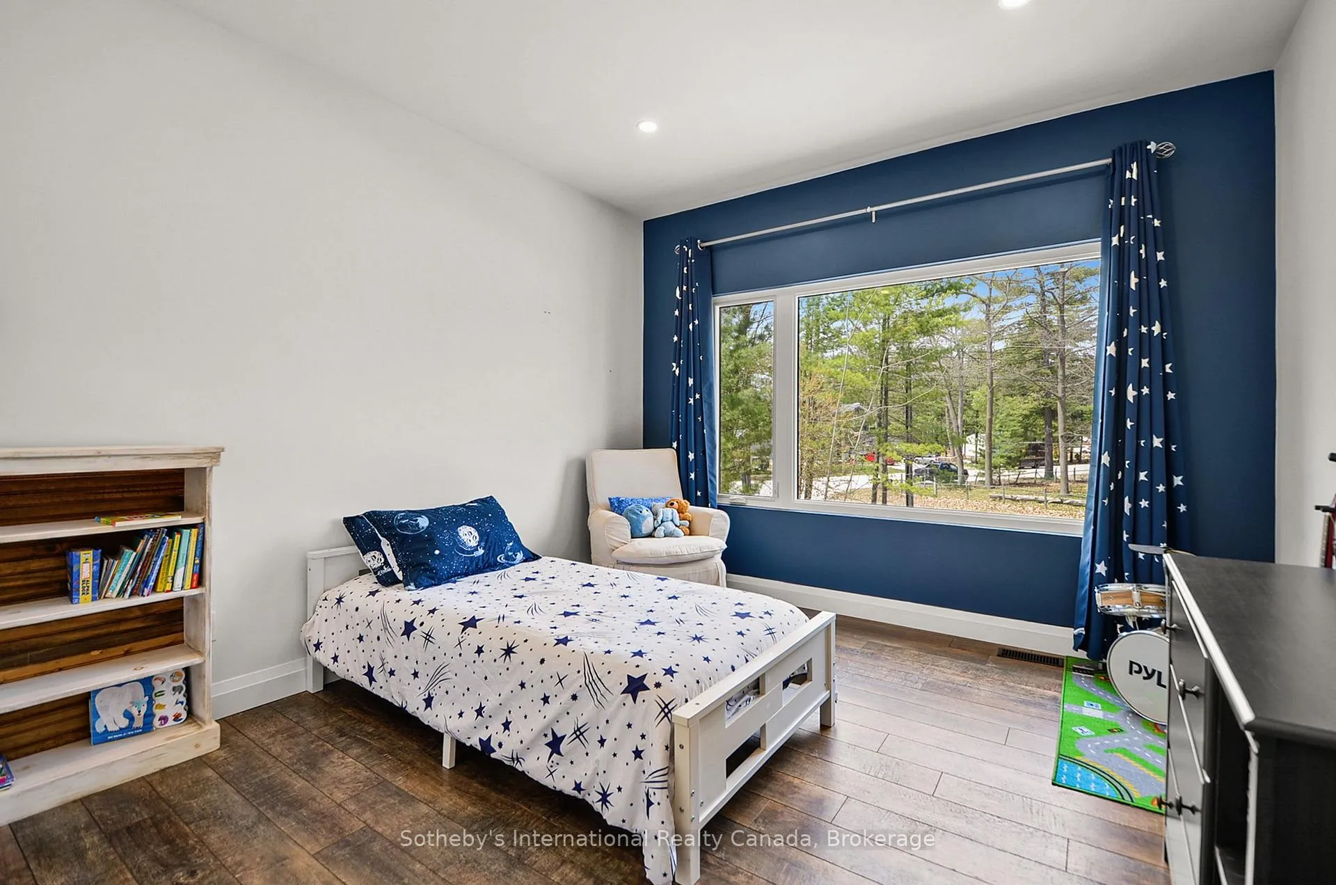 Photo 37 of 71 Oak Lea Boulevard, Wasaga Beach — HOMEH