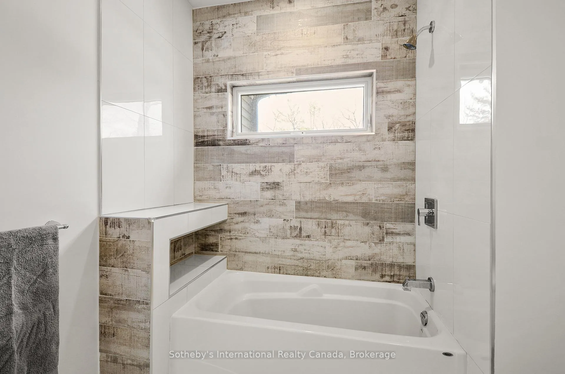 Photo 39 of 71 Oak Lea Boulevard, Wasaga Beach — HOMEH