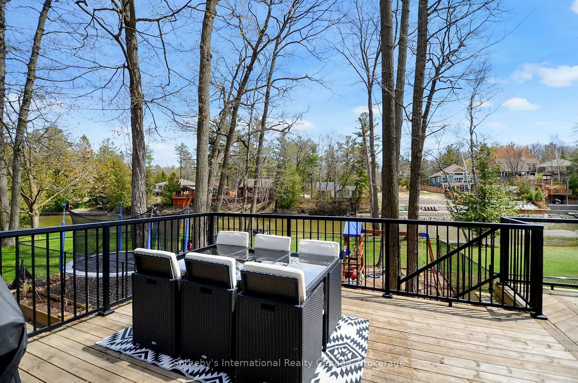 Photo 41 of 71 Oak Lea Boulevard, Wasaga Beach — HOMEH