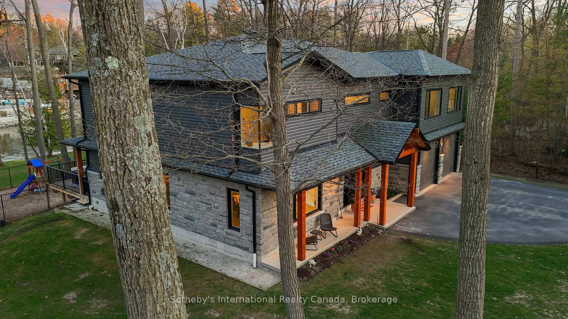 Photo 1 of 71 Oak Lea Boulevard, Wasaga Beach — HOMEH