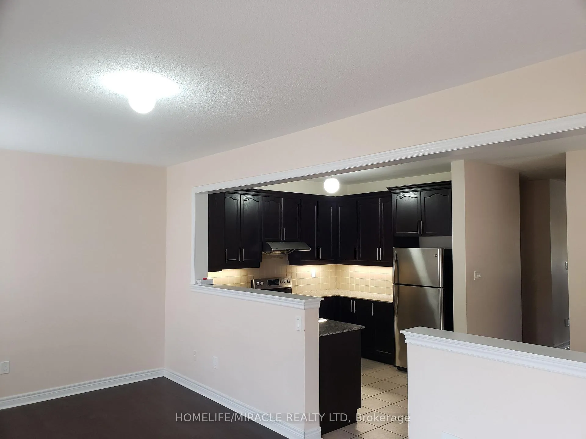 Photo 6 of 30 Gower Crescent, Brampton, Sandringham-Wellington — HOMEH