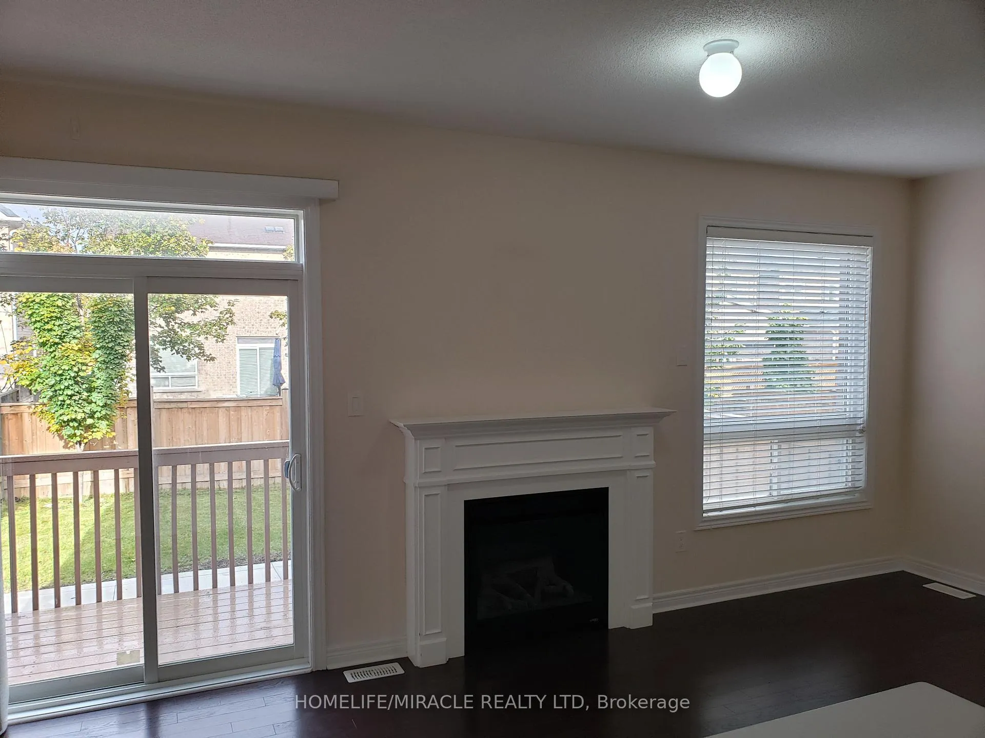 Photo 7 of 30 Gower Crescent, Brampton, Sandringham-Wellington — HOMEH