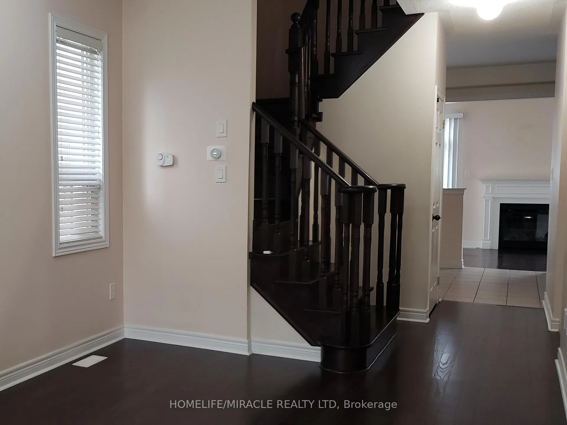 Photo 9 of 30 Gower Crescent, Brampton, Sandringham-Wellington — HOMEH