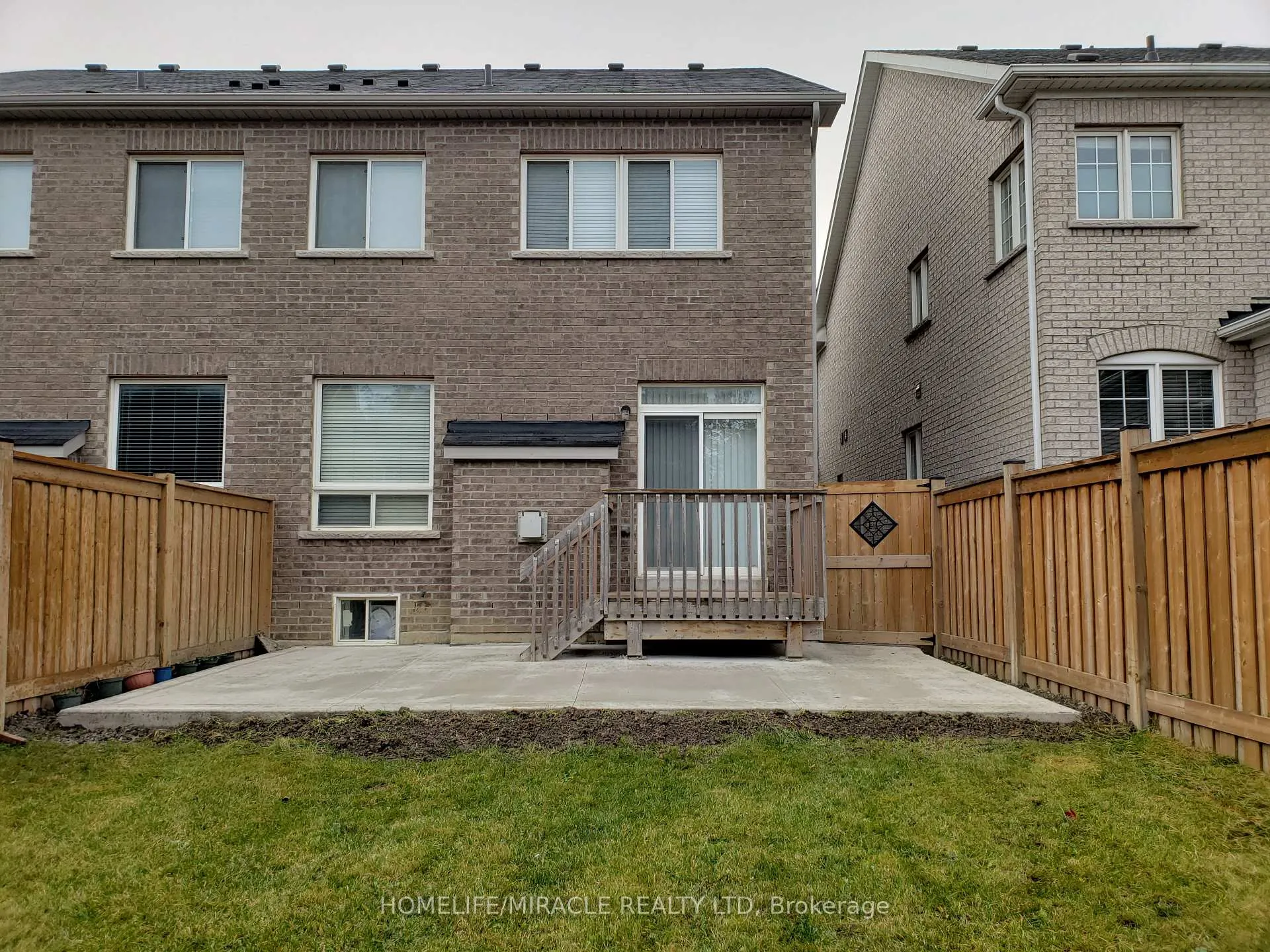 Photo 20 of 30 Gower Crescent, Brampton, Sandringham-Wellington — HOMEH