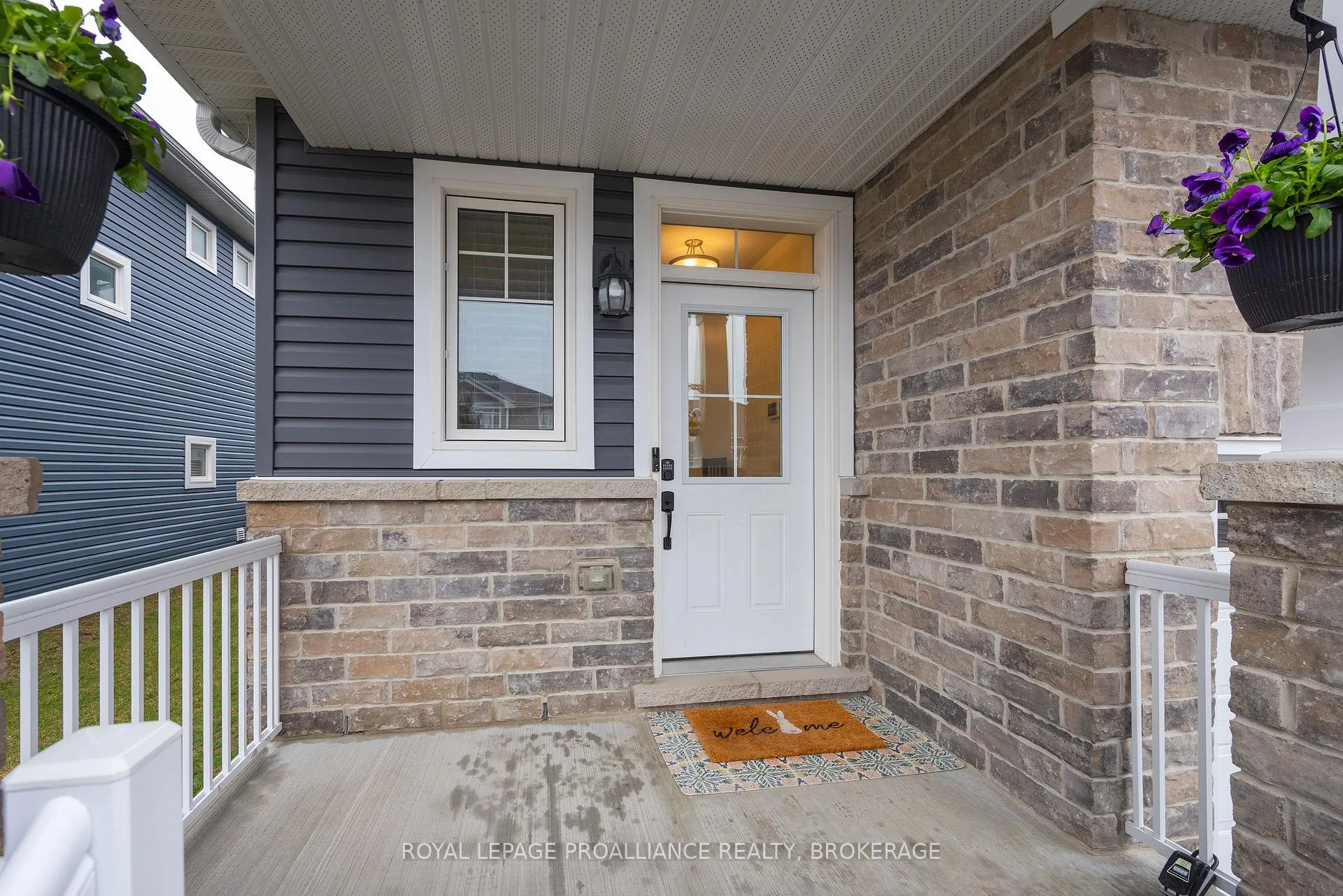 Photo 2 of 105 Hazlett Street, Loyalist, Amherstview — HOMEH