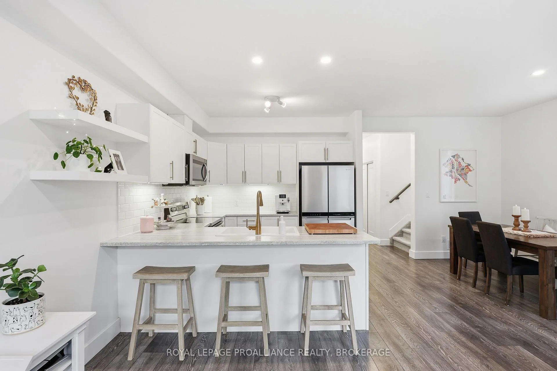 Photo 4 of 105 Hazlett Street, Loyalist, Amherstview — HOMEH