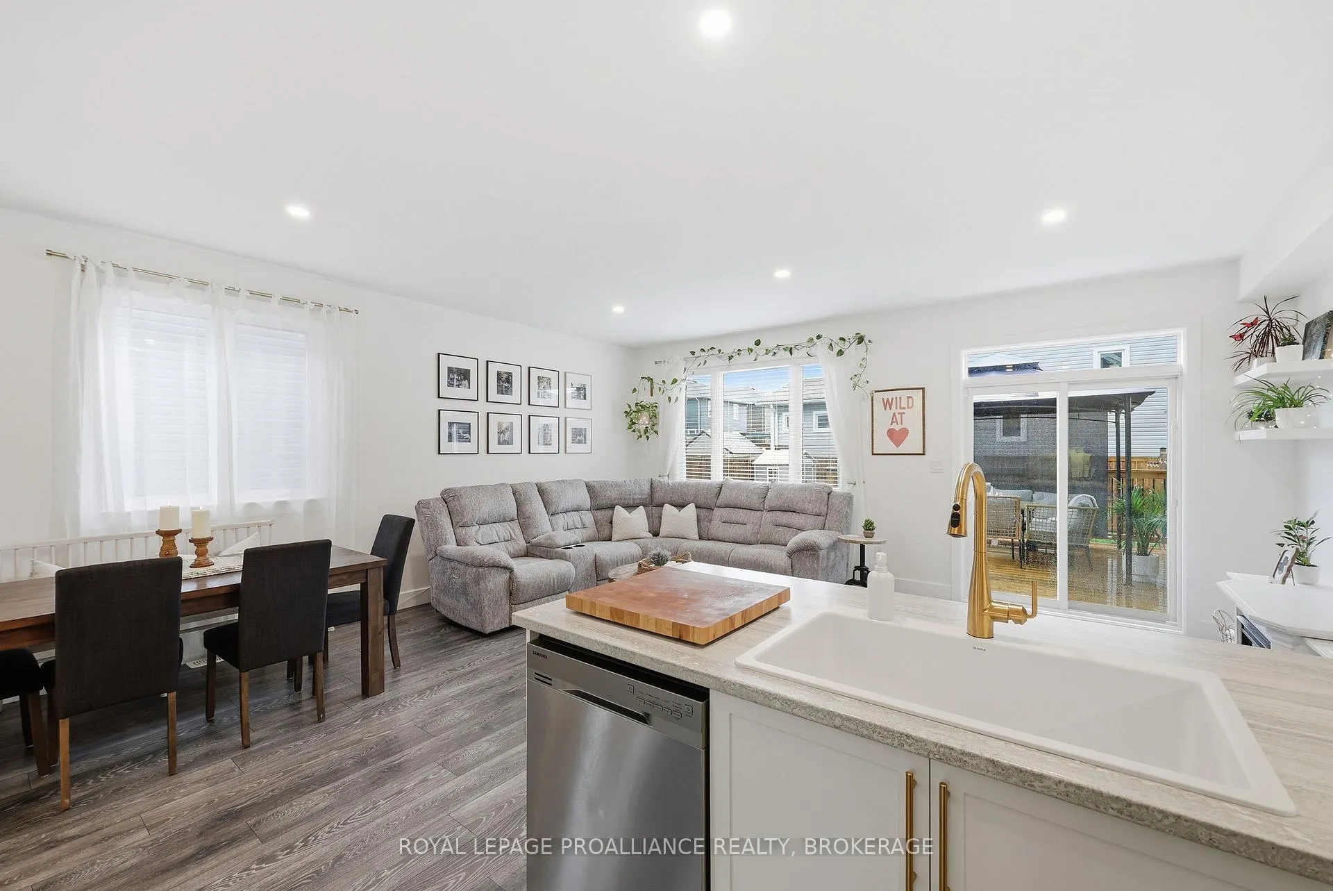 Photo 7 of 105 Hazlett Street, Loyalist, Amherstview — HOMEH