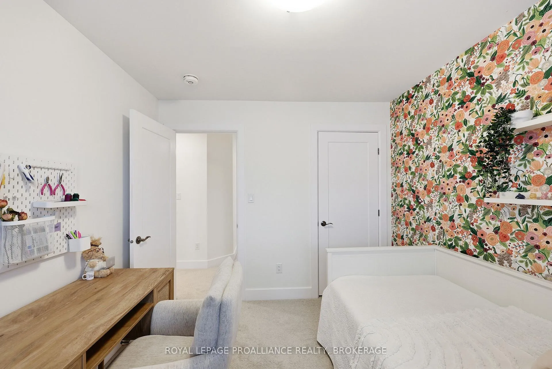 Photo 21 of 105 Hazlett Street, Loyalist, Amherstview — HOMEH