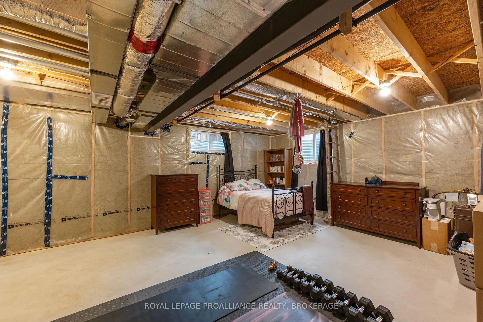 Photo 27 of 105 Hazlett Street, Loyalist, Amherstview — HOMEH