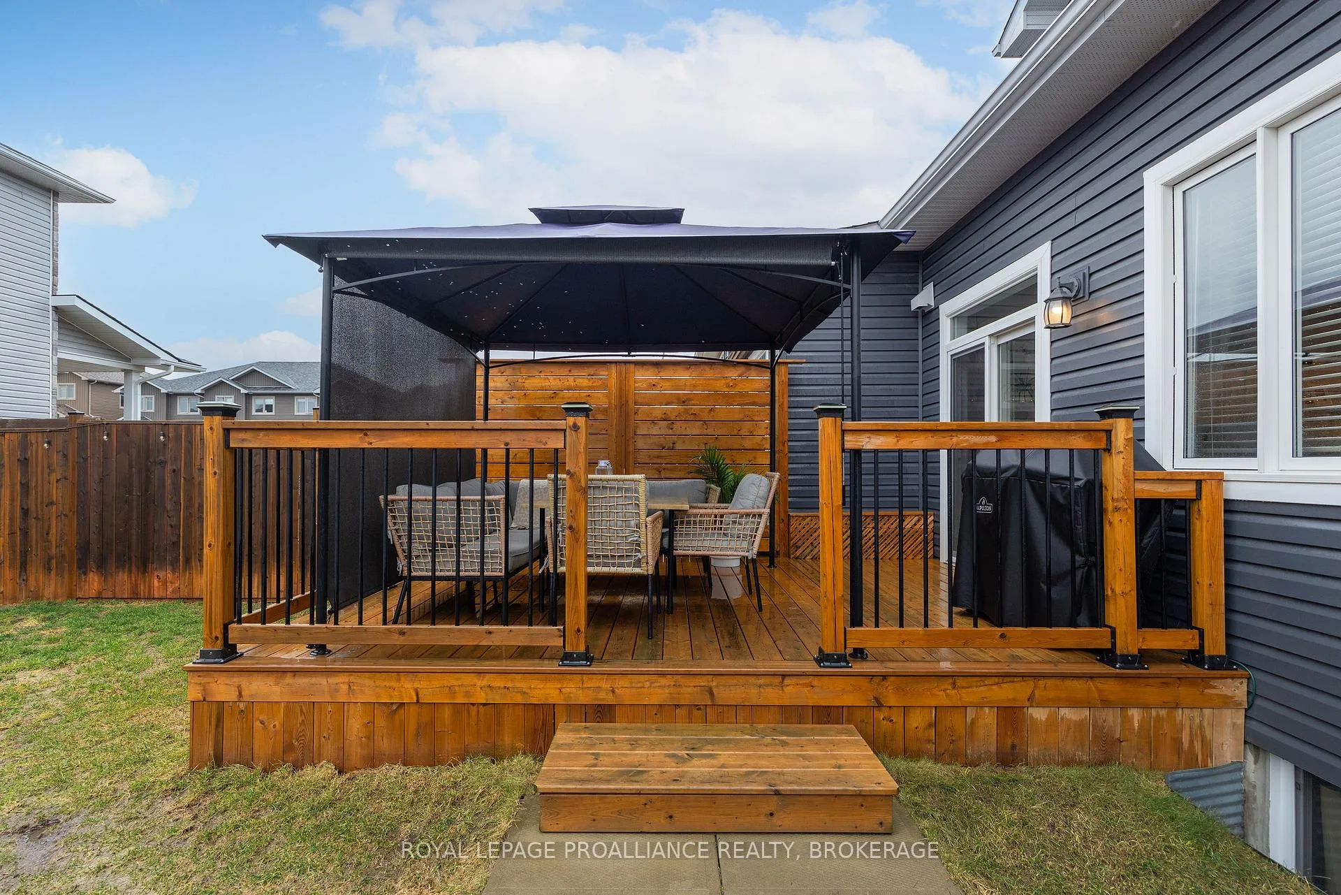 Photo 31 of 105 Hazlett Street, Loyalist, Amherstview — HOMEH
