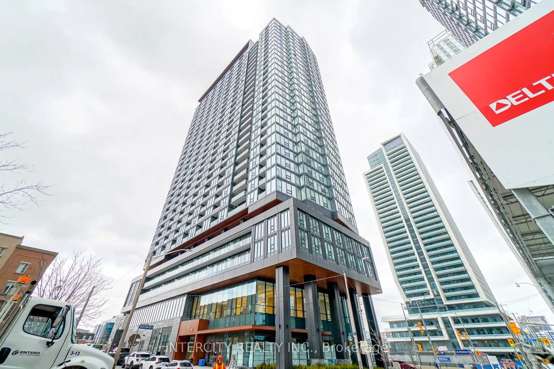 Photo 1 of Unit 2709, 19 Western Battery Road, Toronto, Niagara — HOMEH