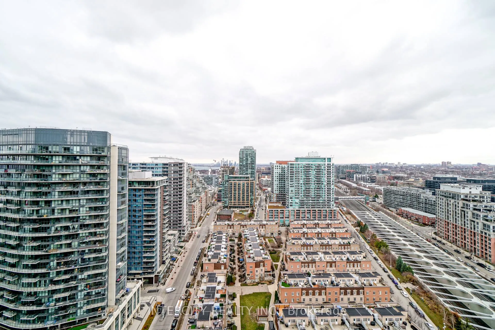 Photo 7 of Unit 2709, 19 Western Battery Road, Toronto, Niagara — HOMEH