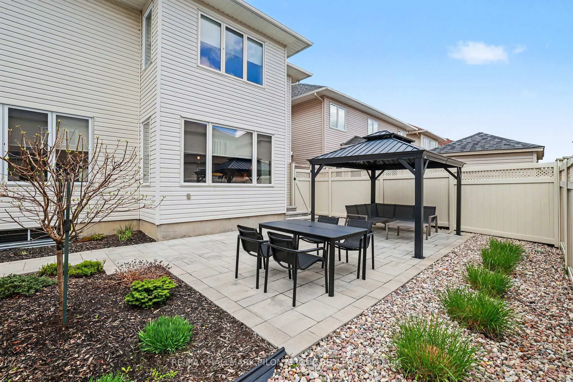 Photo 26 of 354 Oakcrest Way, Ottawa, Avalon East — HOMEH