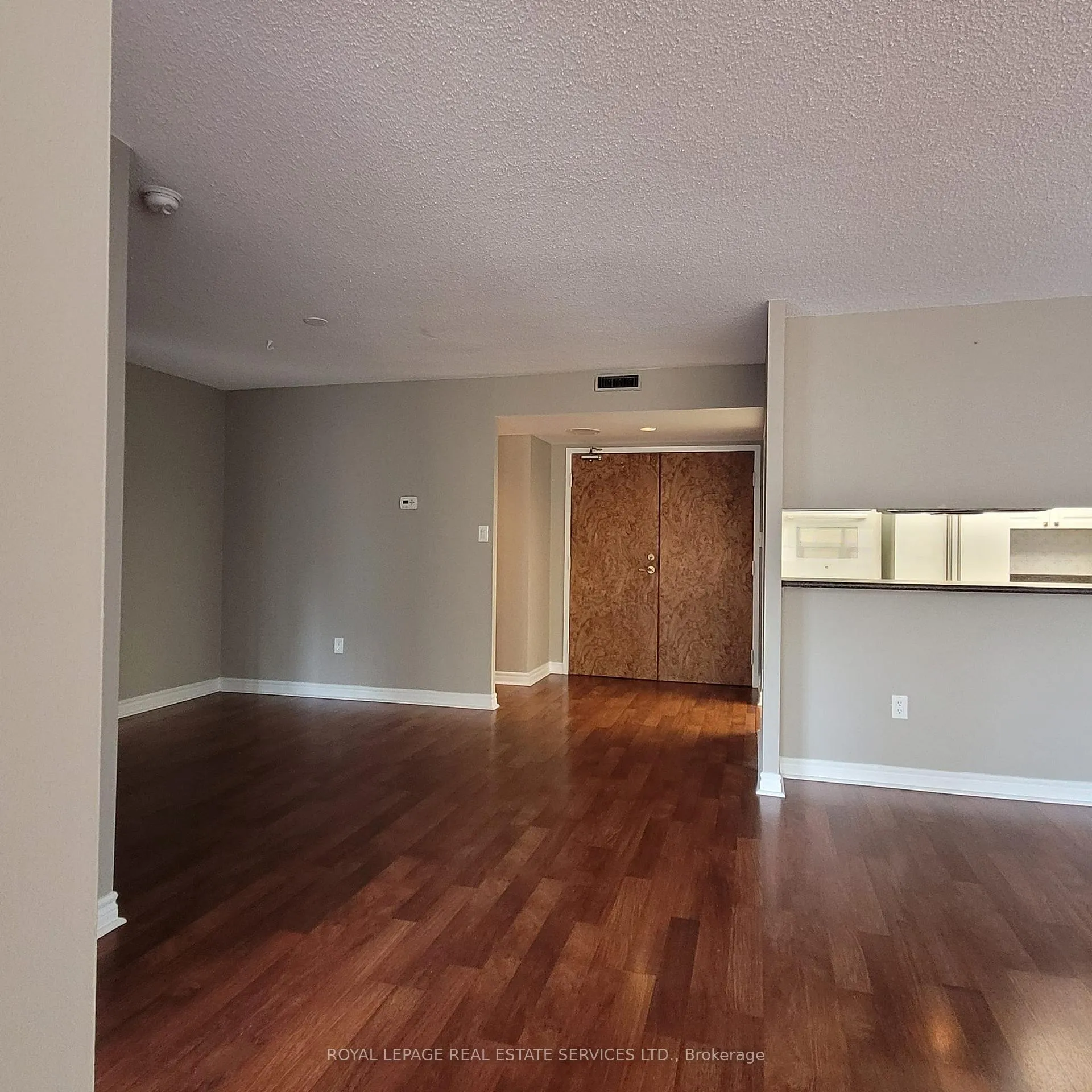 Photo 3 of Unit 401, 71 Charles Street E, Toronto, Church-Yonge Corridor — HOMEH