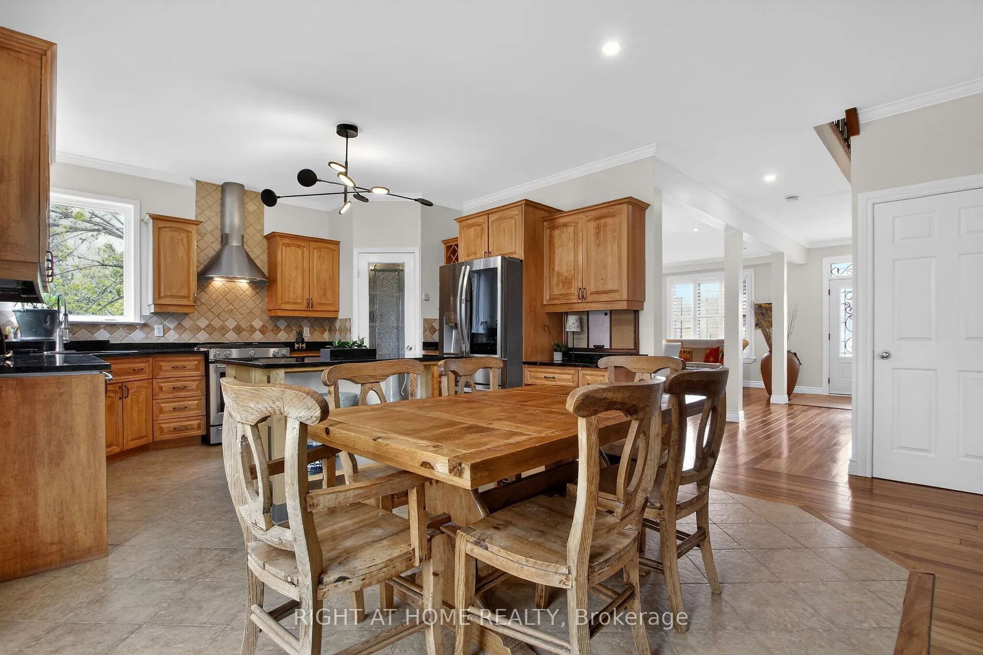 Photo 12 of 2 Harry Douglas Drive, Ottawa, Stittsville (Central) — HOMEH