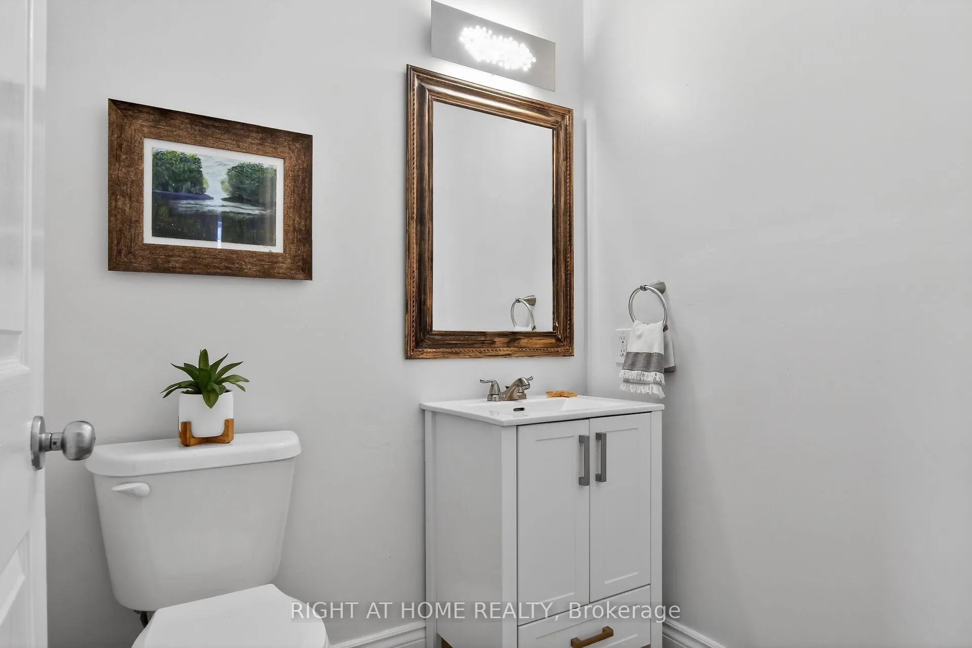 Photo 24 of 2 Harry Douglas Drive, Ottawa, Stittsville (Central) — HOMEH