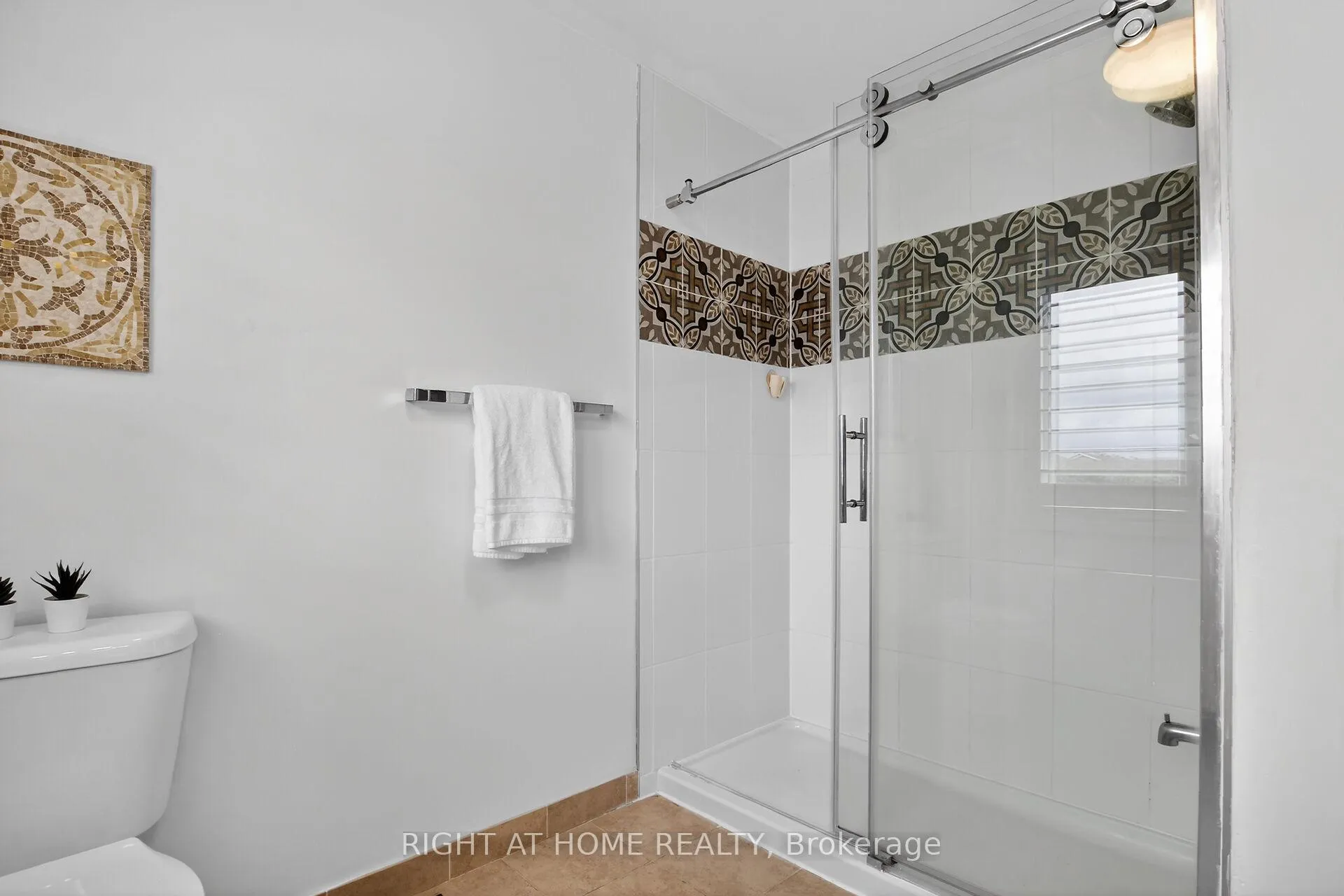 Photo 34 of 2 Harry Douglas Drive, Ottawa, Stittsville (Central) — HOMEH