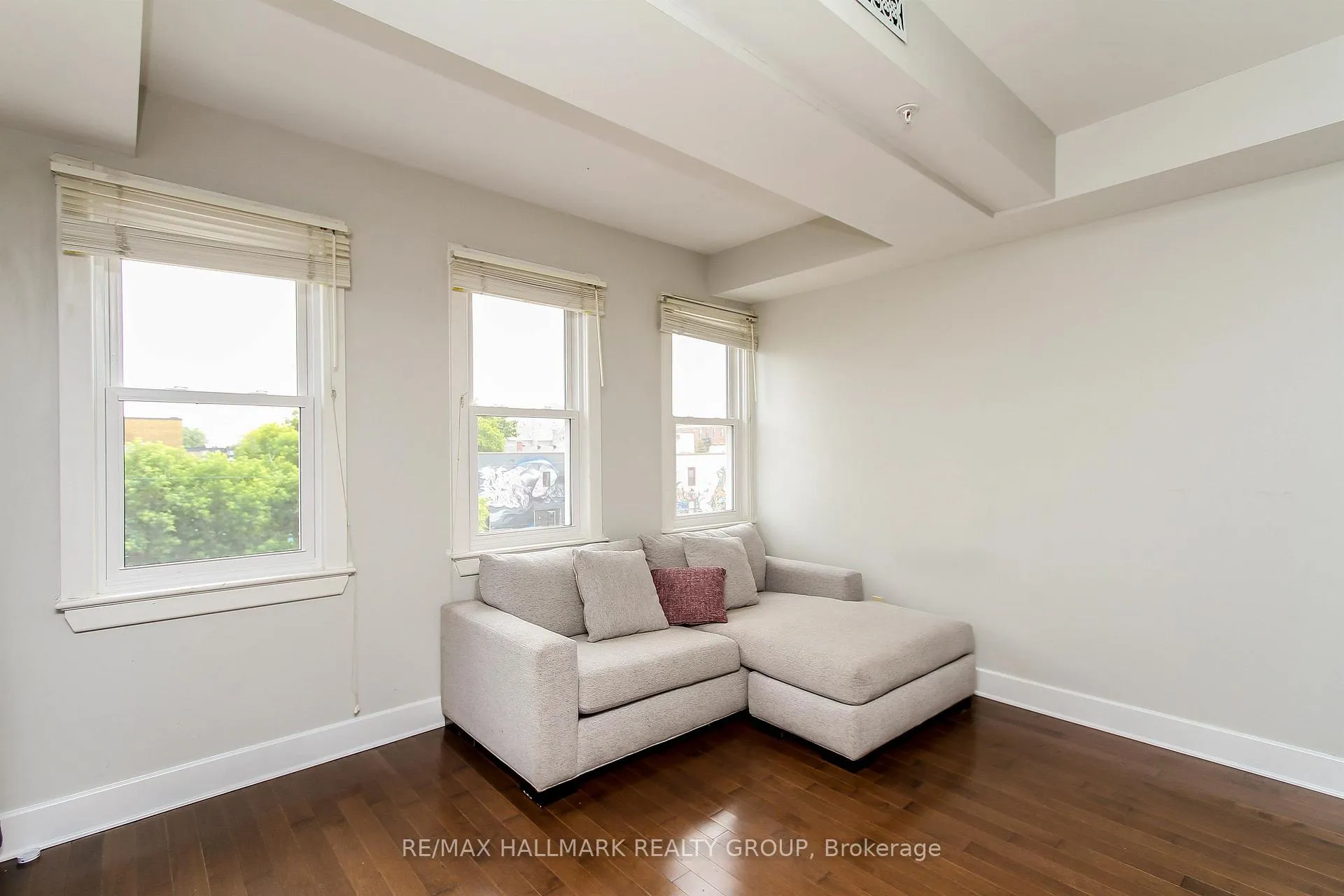 Photo 4 of Unit B307, 124 Guigues Avenue, Ottawa, Lower Town/Byward Market — HOMEH