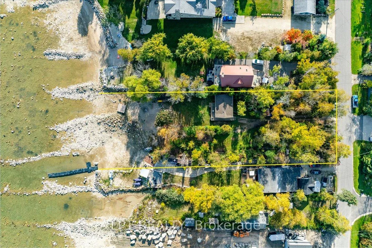 Photo 3 of 41 Glen Road, Collingwood — HOMEH