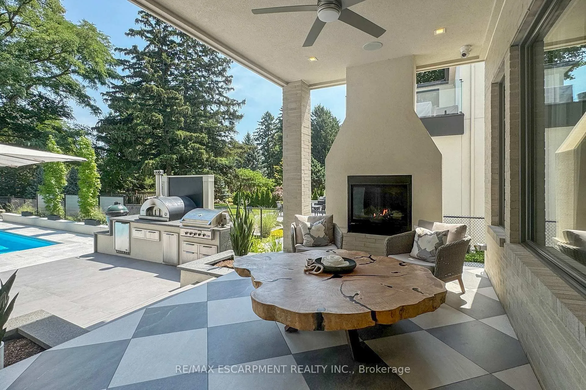 Photo 39 of 977 Gorton Avenue, Burlington, Bayview — HOMEH