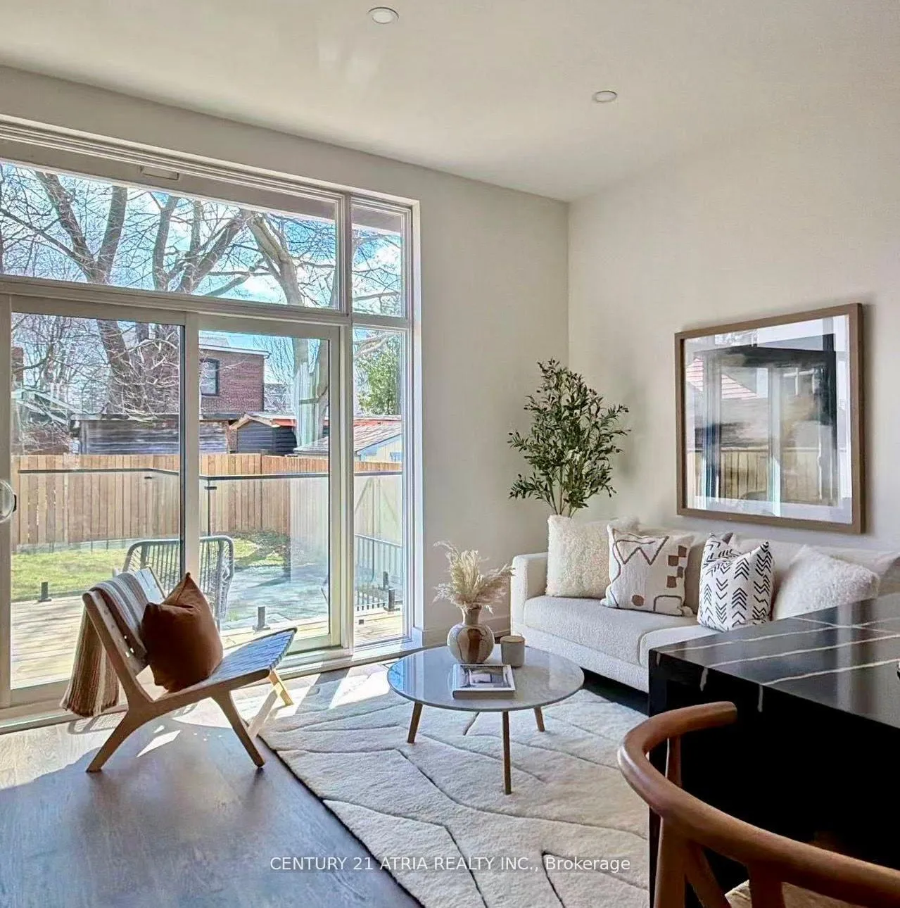 Photo 10 of 65 Crewe Avenue, Toronto, Woodbine-Lumsden — HOMEH