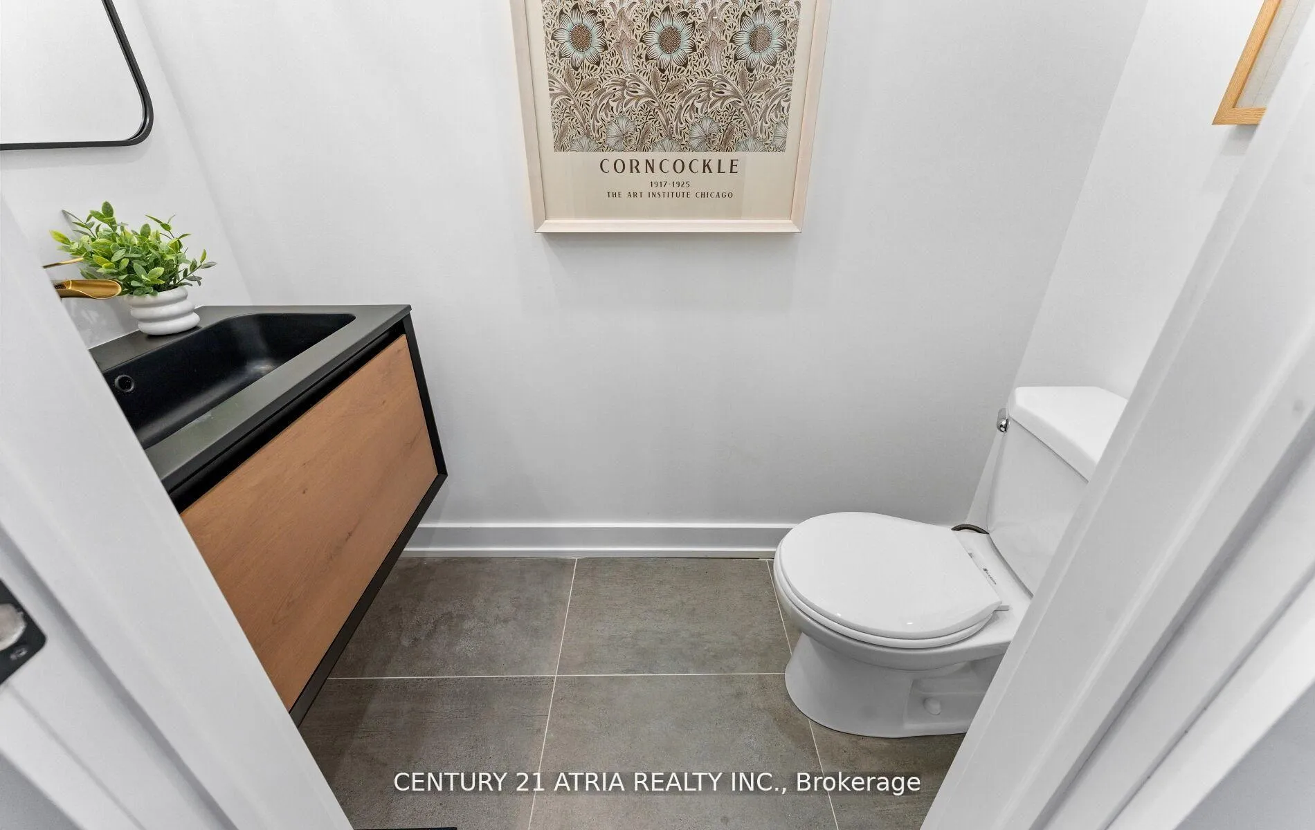 Photo 16 of 65 Crewe Avenue, Toronto, Woodbine-Lumsden — HOMEH