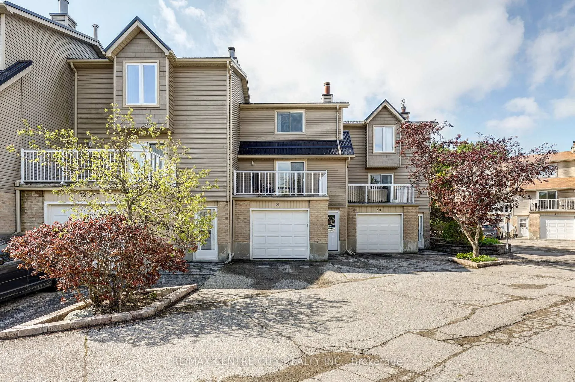 Front of Unit 31, 301 Carlow Road