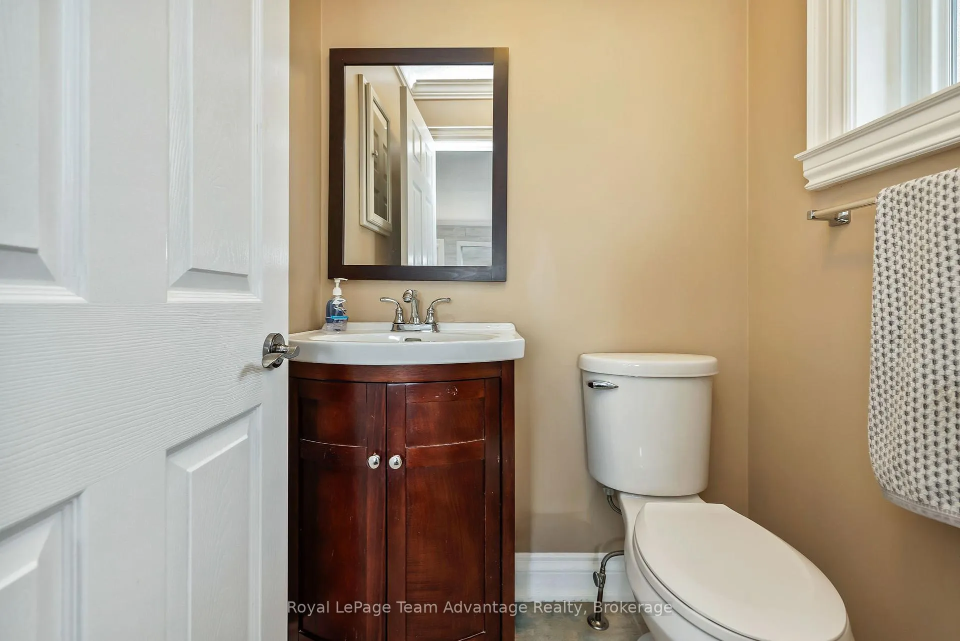 Photo 27 of 1 Wren Place, McDougall — HOMEH