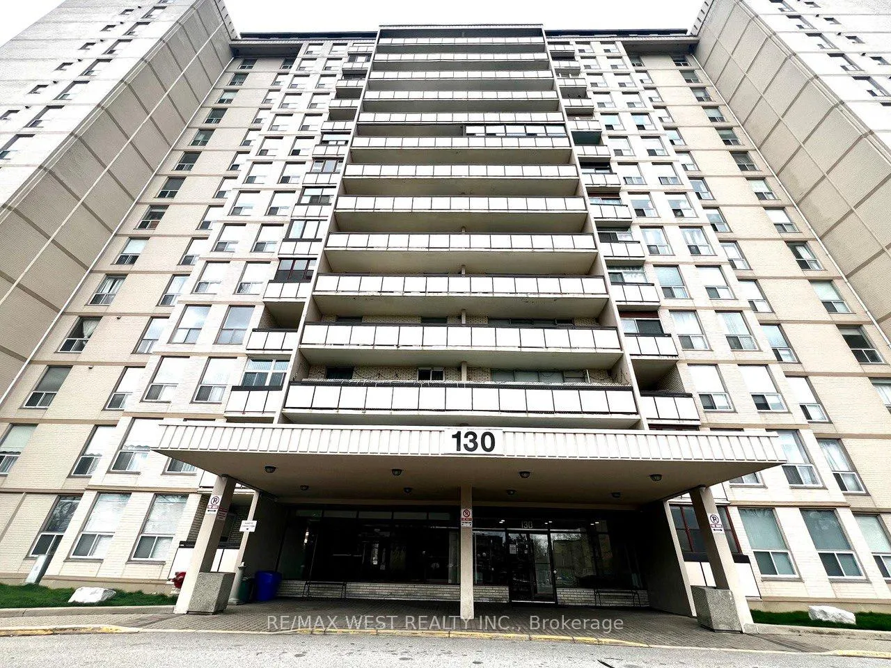Photo 1 of Unit 905, 130 Neptune Drive, Toronto, Englemount-Lawrence — HOMEH