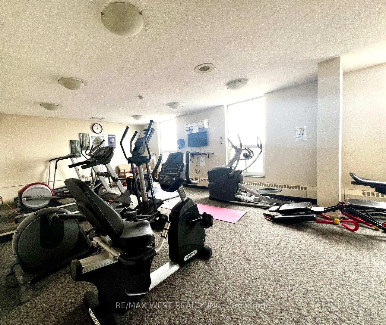 Photo 16 of Unit 905, 130 Neptune Drive, Toronto, Englemount-Lawrence — HOMEH
