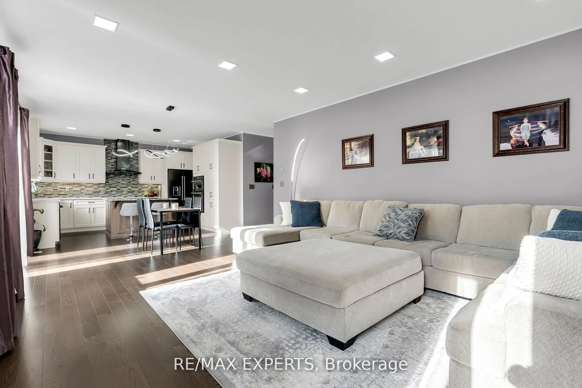Photo 14 of 857 Magnolia Terrace, Milton, Cobban — HOMEH