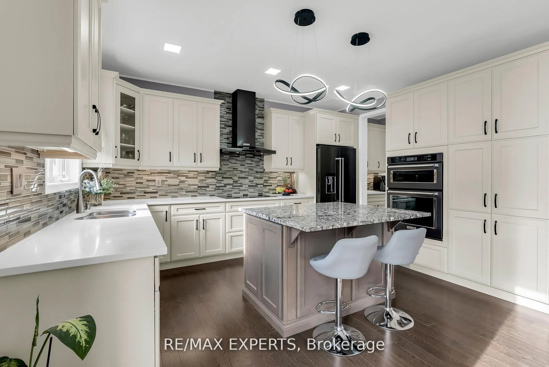 Photo 20 of 857 Magnolia Terrace, Milton, Cobban — HOMEH