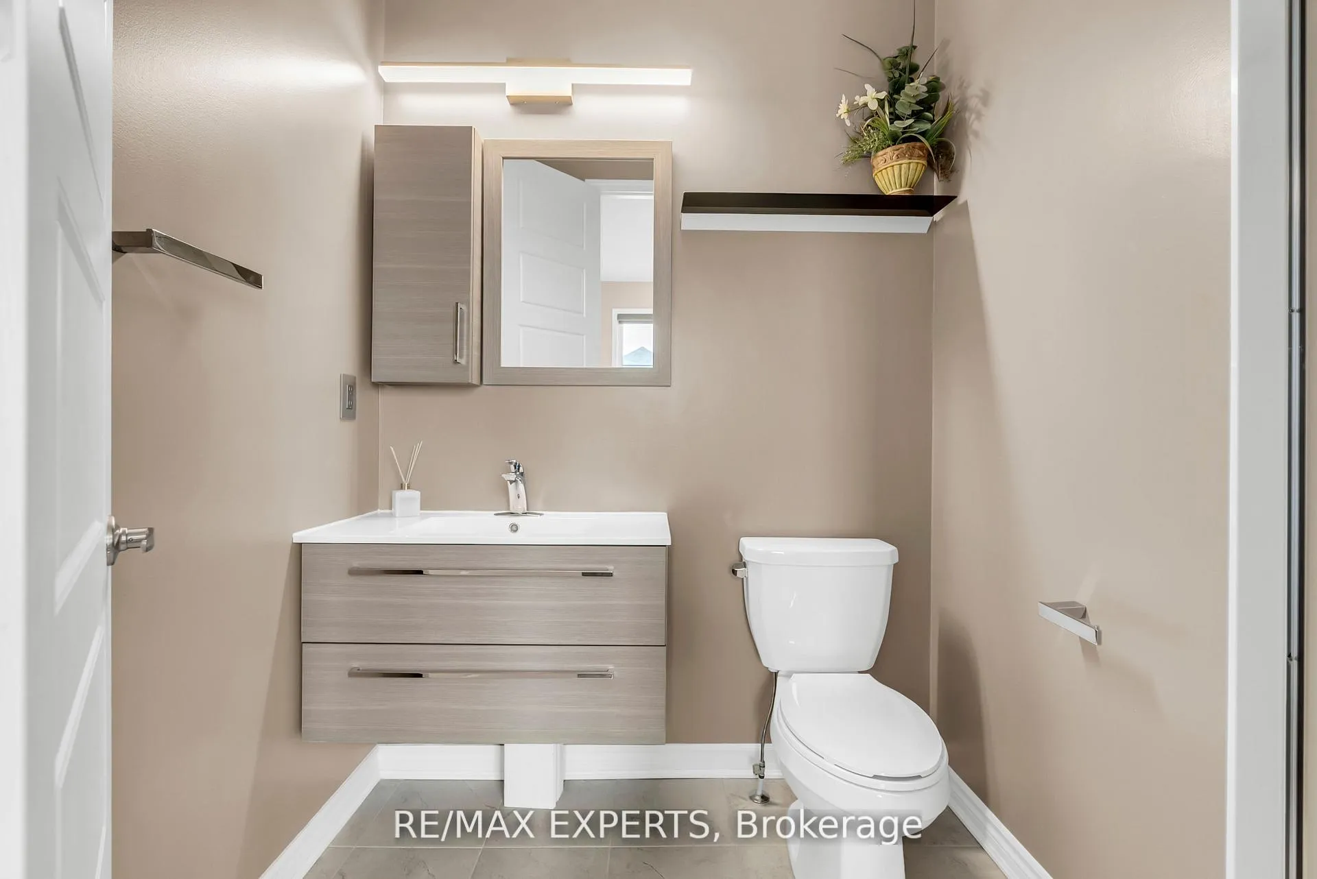 Photo 37 of 857 Magnolia Terrace, Milton, Cobban — HOMEH