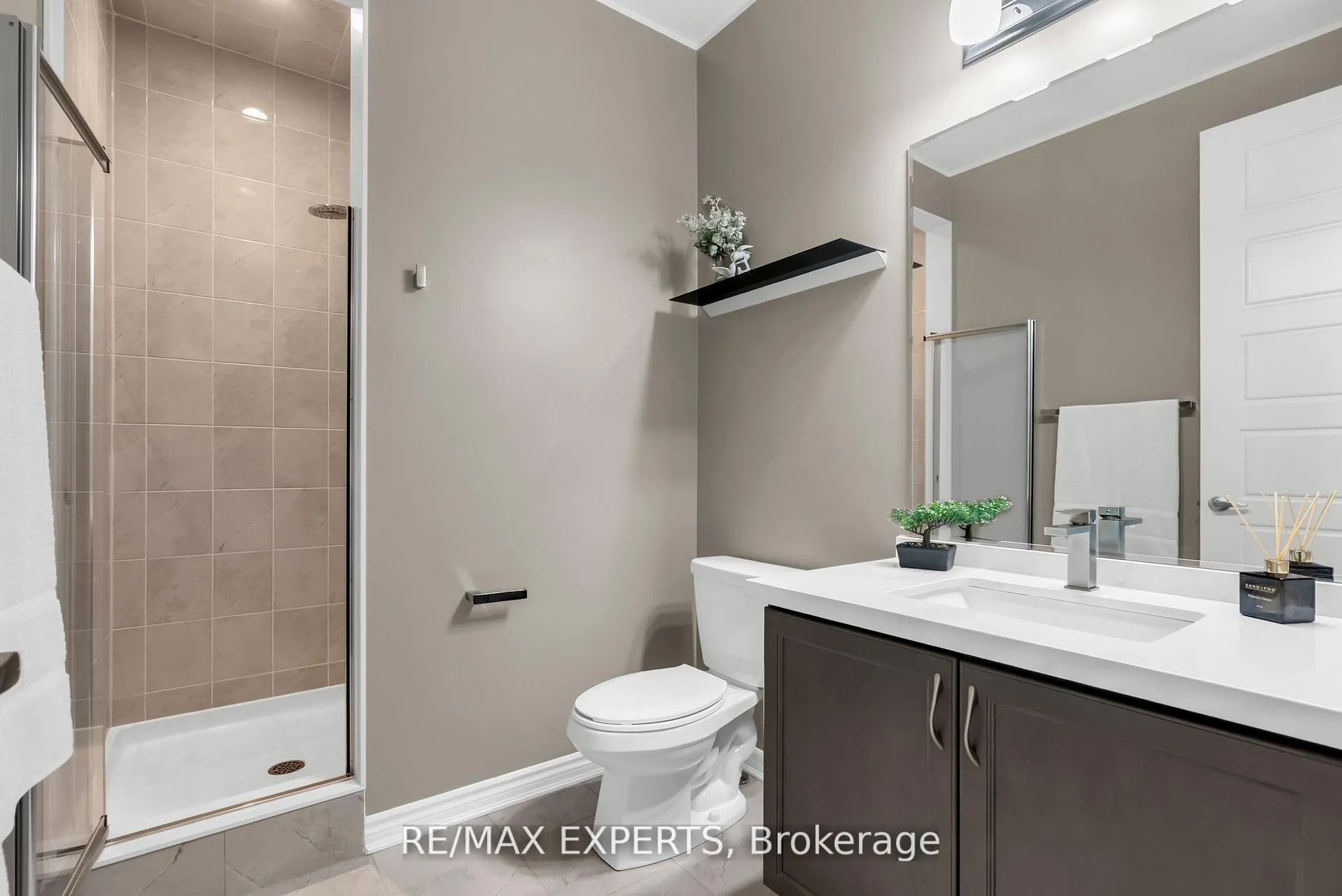Photo 41 of 857 Magnolia Terrace, Milton, Cobban — HOMEH