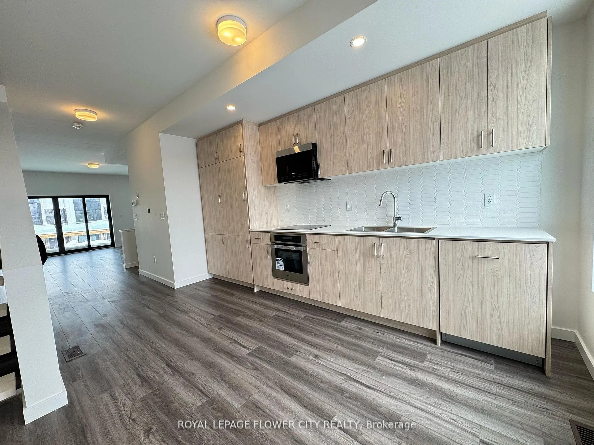 Photo 23 of 9 Rainwater Lane, Barrie, Holly — HOMEH