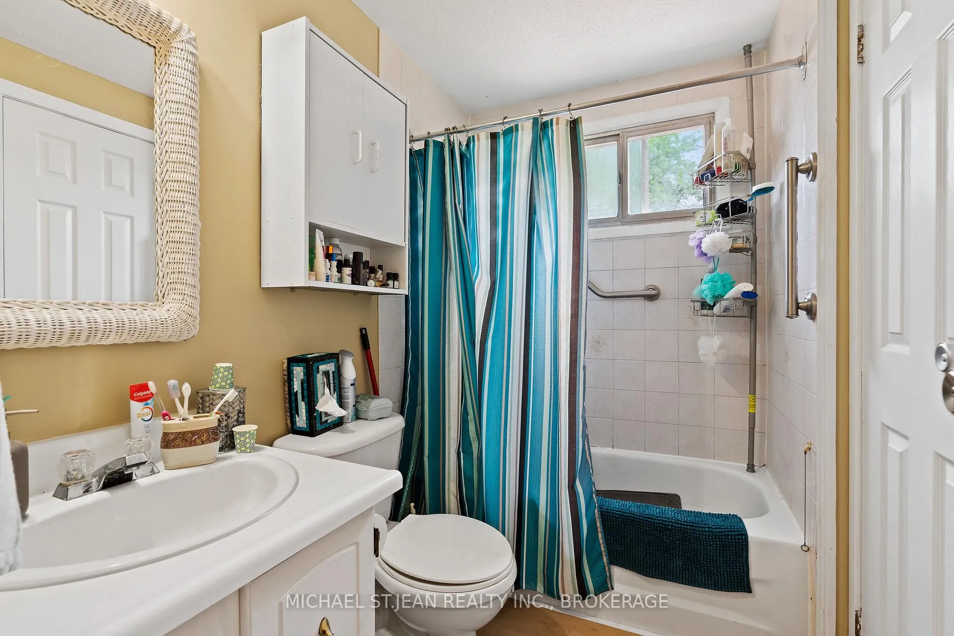 Photo 17 of 8164 Catalina Street, Niagara Falls, West Wood — HOMEH