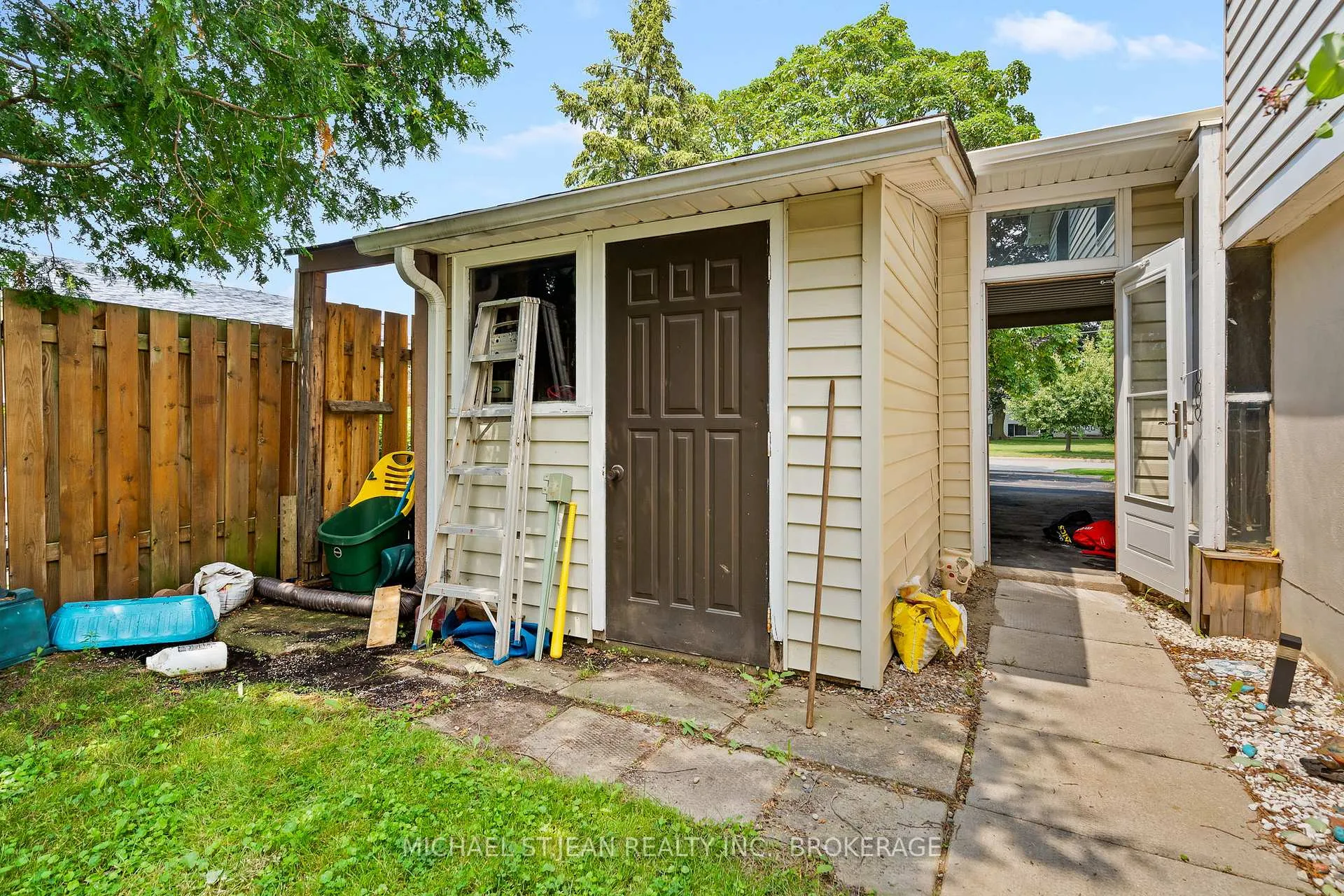 Photo 30 of 8164 Catalina Street, Niagara Falls, West Wood — HOMEH