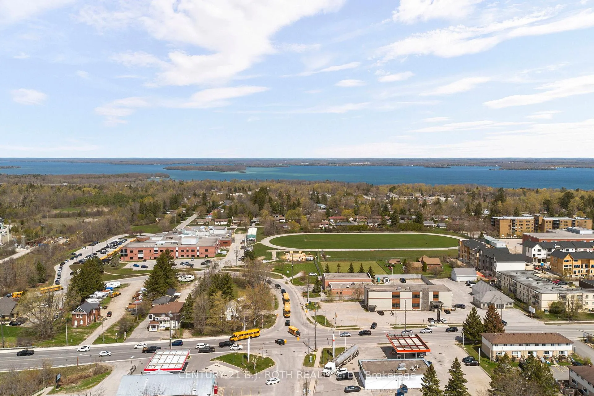 Photo 30 of 25 Skyline Drive, Orillia — HOMEH
