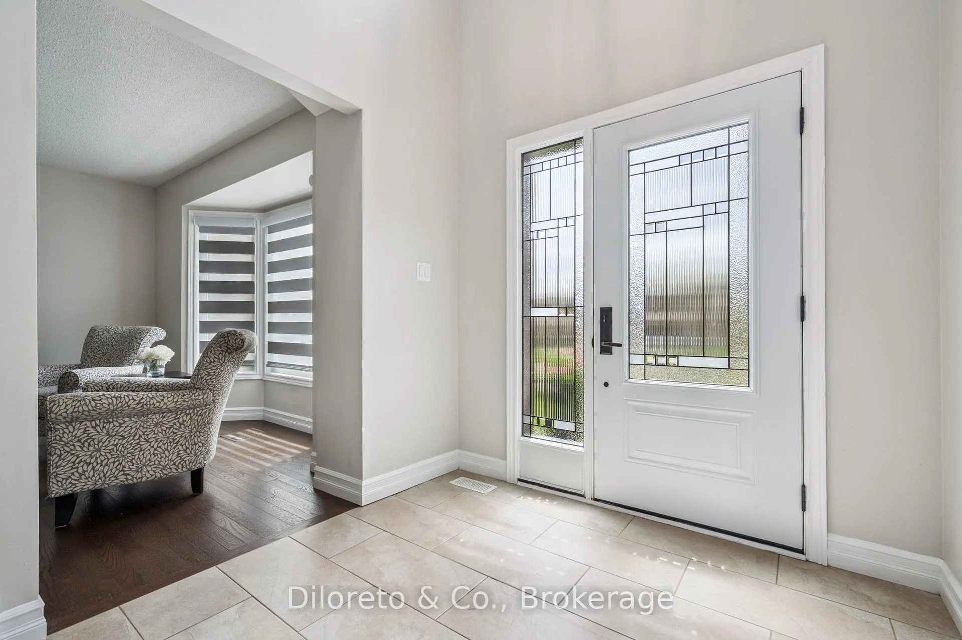 Photo 5 of 23 Old Colony Trail, Guelph, Kortright Hills — HOMEH