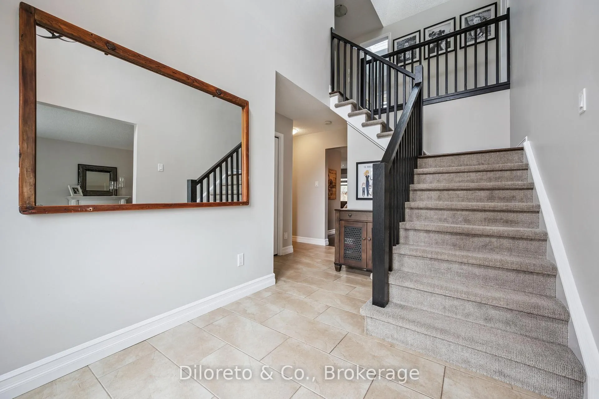 Photo 6 of 23 Old Colony Trail, Guelph, Kortright Hills — HOMEH