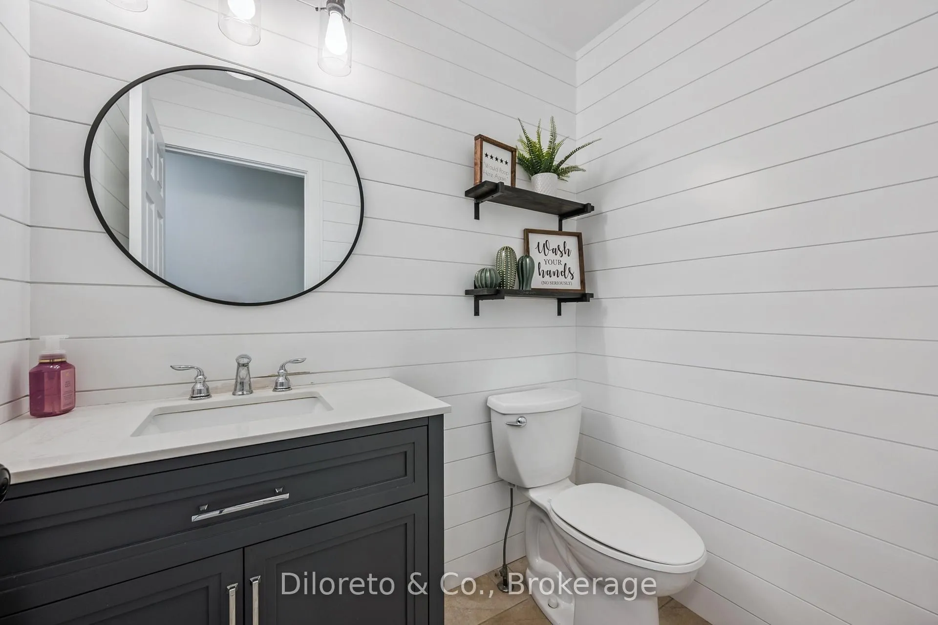 Photo 11 of 23 Old Colony Trail, Guelph, Kortright Hills — HOMEH