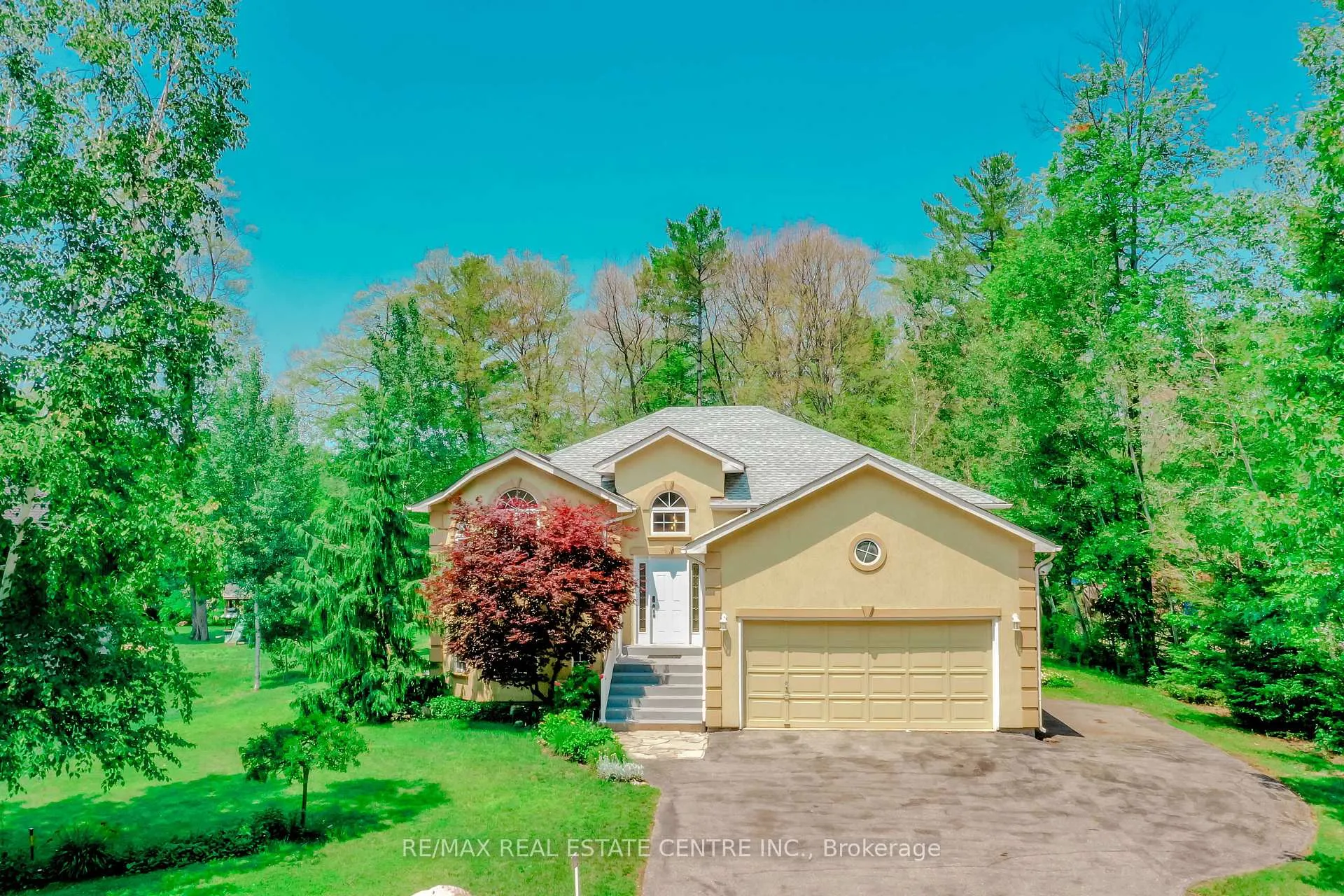 Photo 1 of 1102 Siesta Drive, Tiny, Rural Tiny — HOMEH