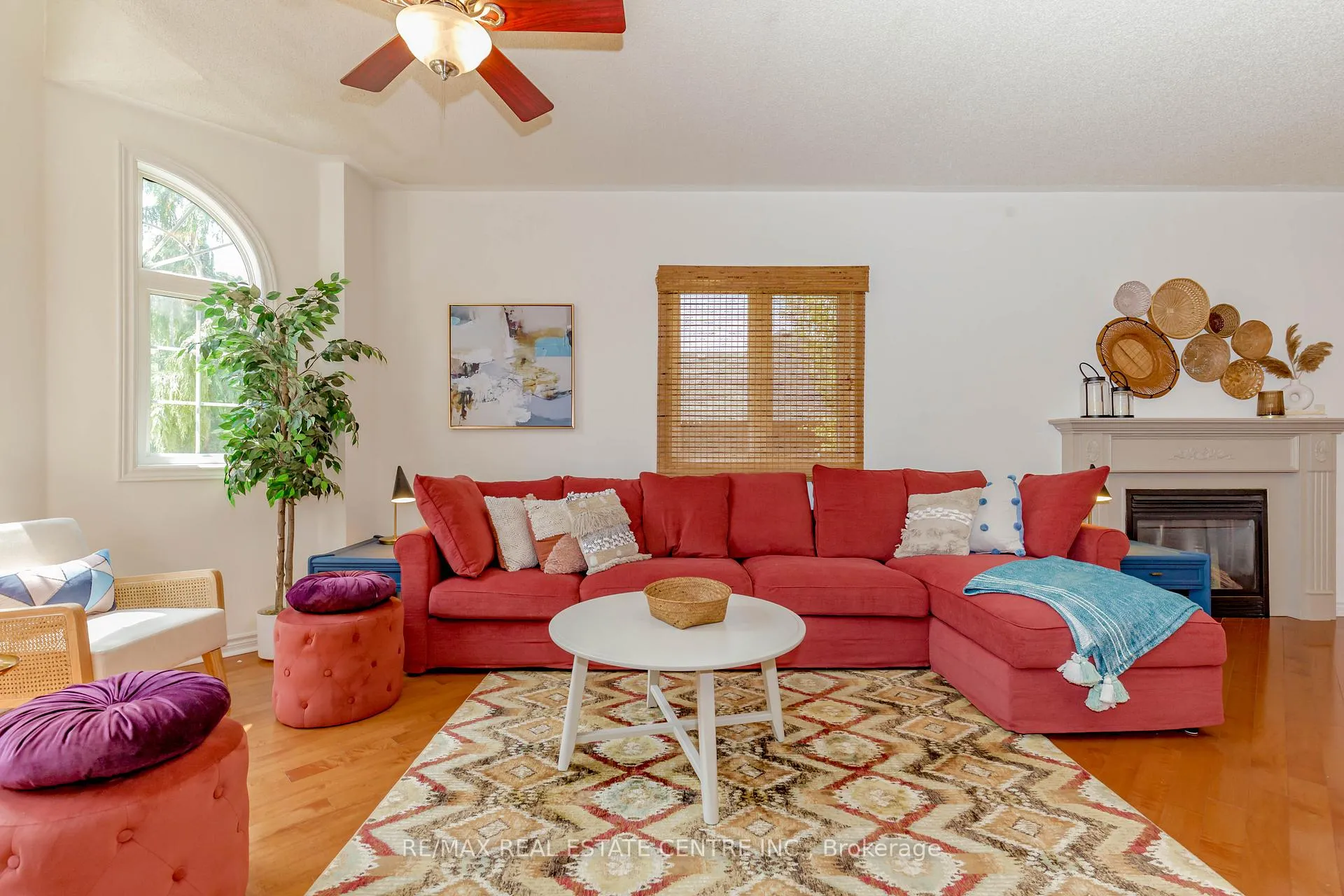 Photo 5 of 1102 Siesta Drive, Tiny, Rural Tiny — HOMEH