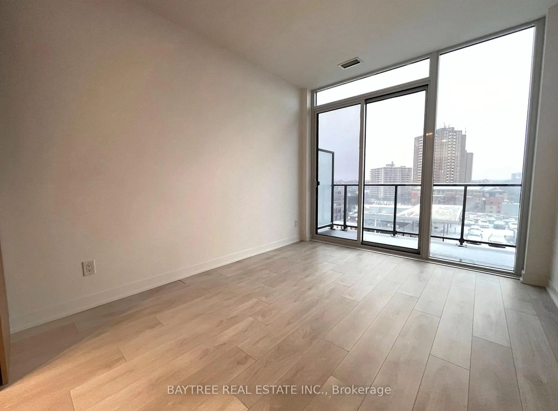 Photo 4 of Unit 926, 5 Defries Street, Toronto, Regent Park — HOMEH