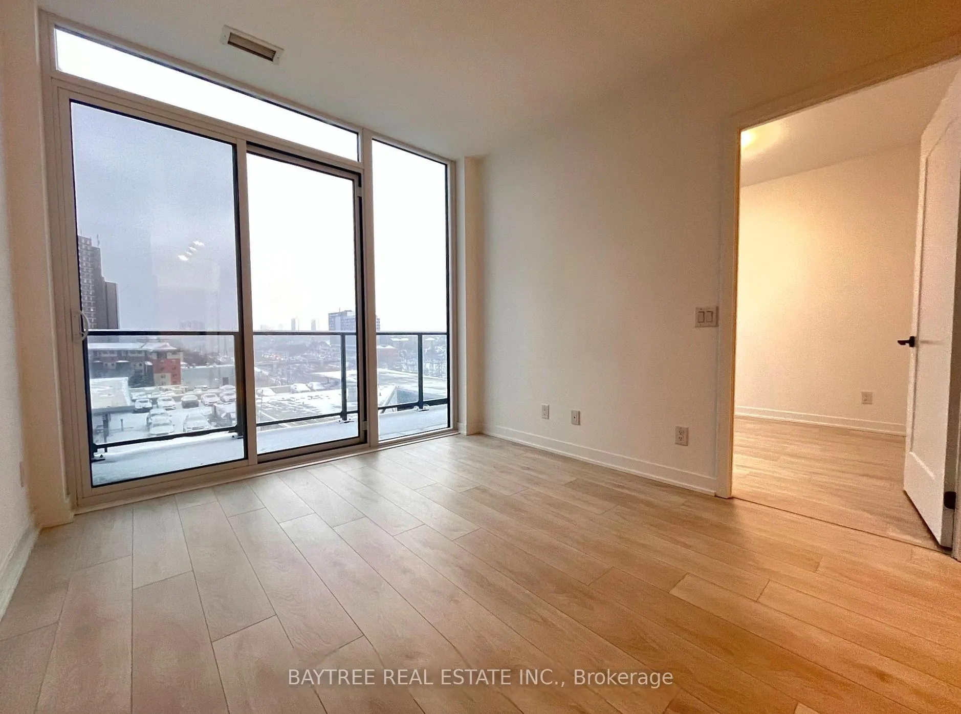 Photo 5 of Unit 926, 5 Defries Street, Toronto, Regent Park — HOMEH