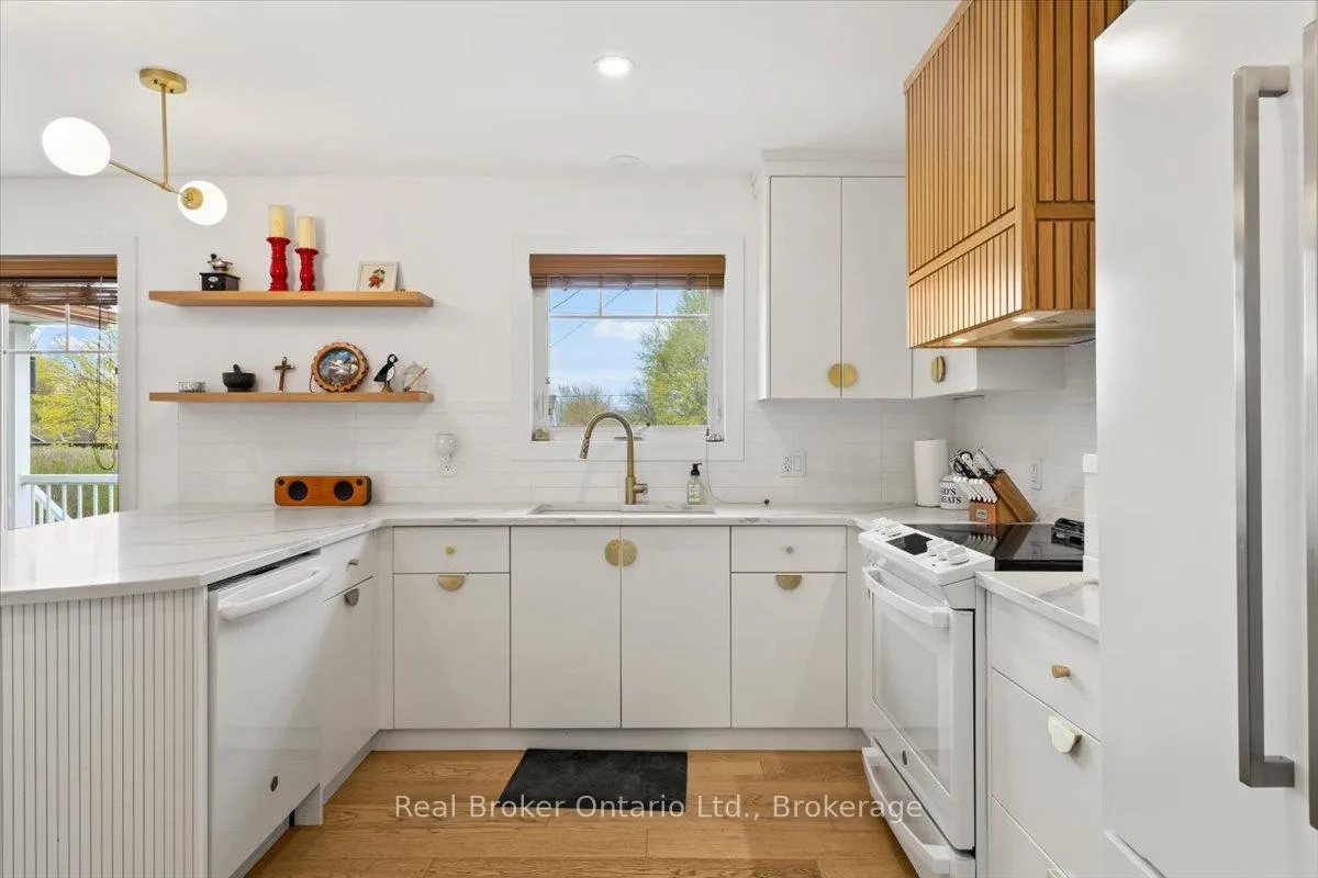 Photo 7 of 1050 9 Highway, South Bruce — HOMEH