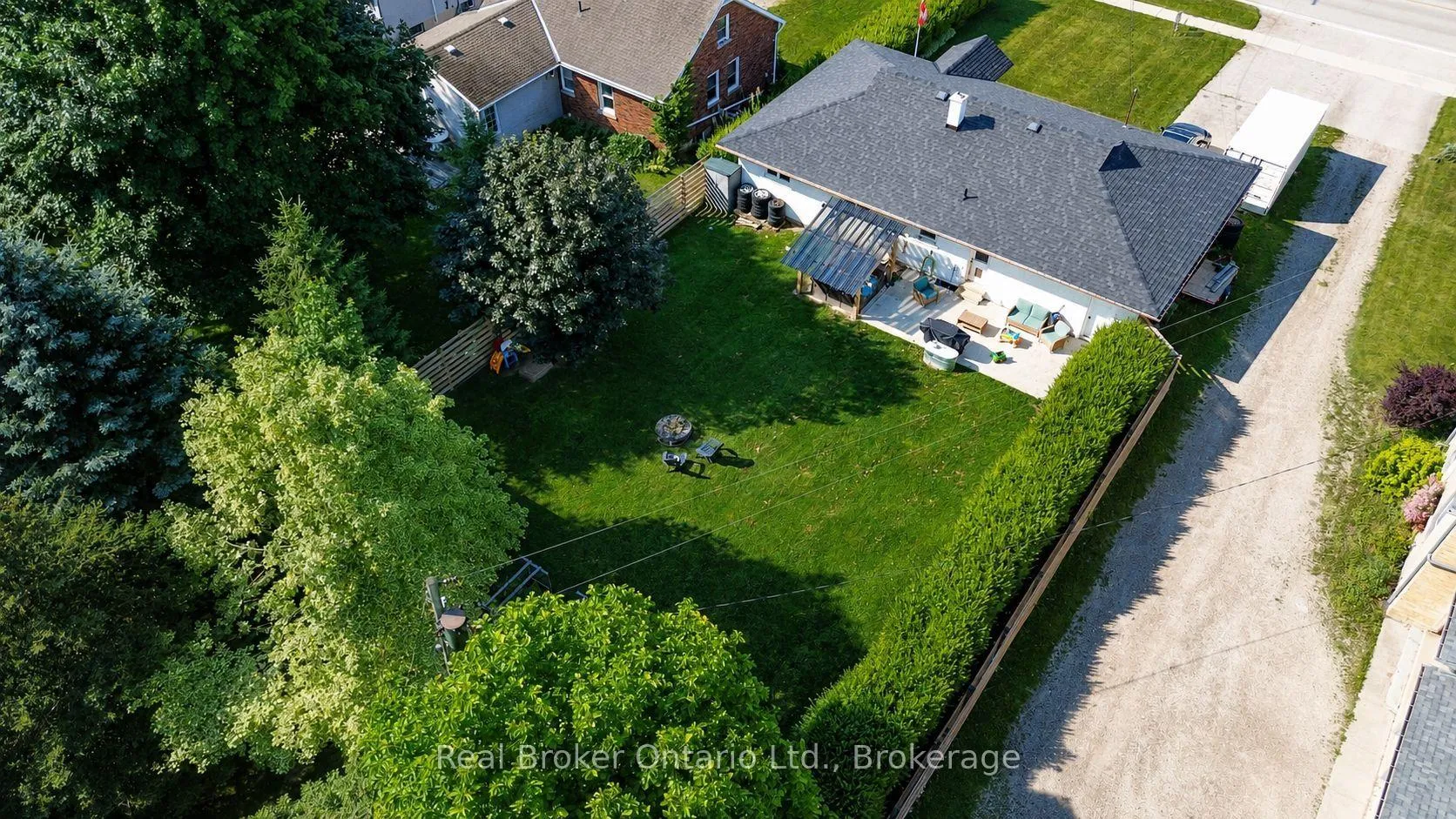 Photo 4 of 1050 9 Highway, South Bruce — HOMEH