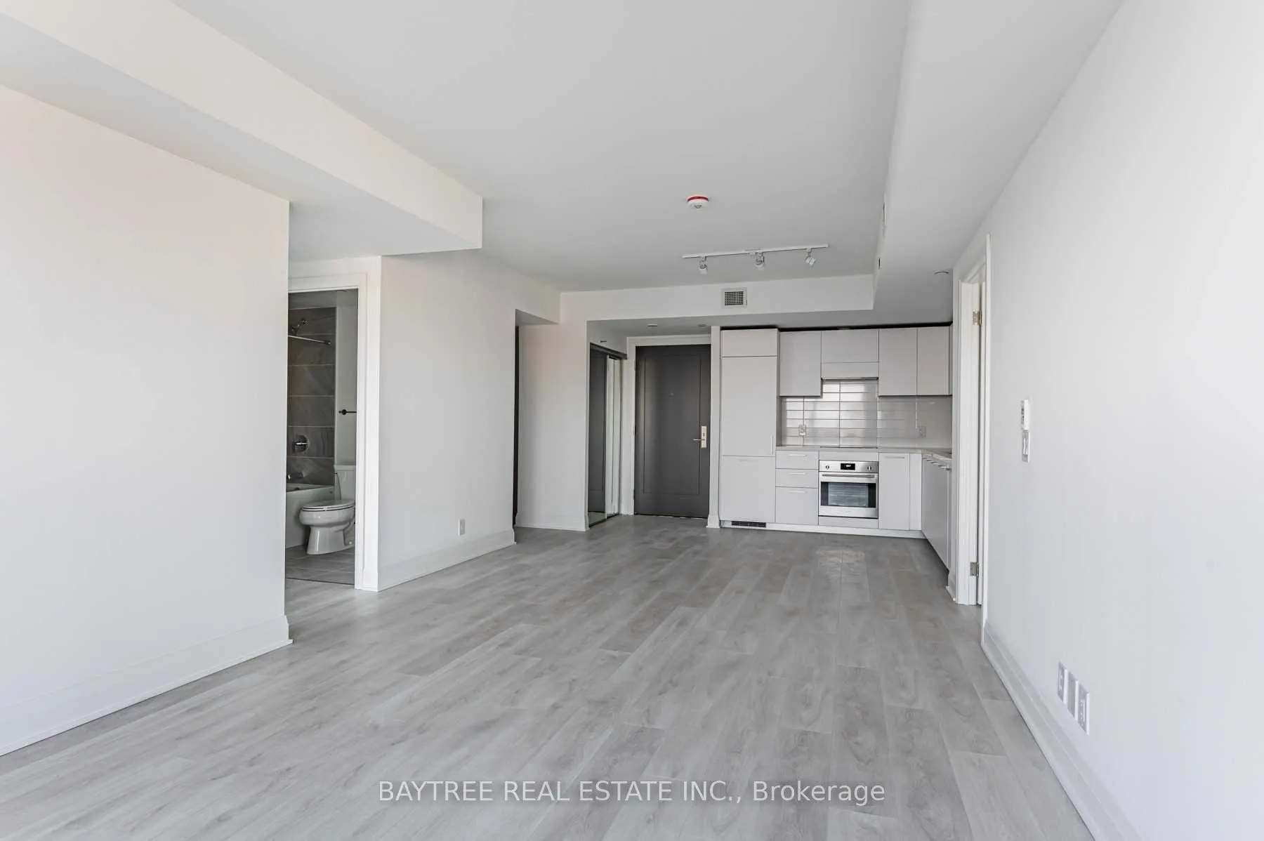 Photo 11 of Unit 323, 33 Frederick Todd Way, Toronto, Thorncliffe Park — HOMEH