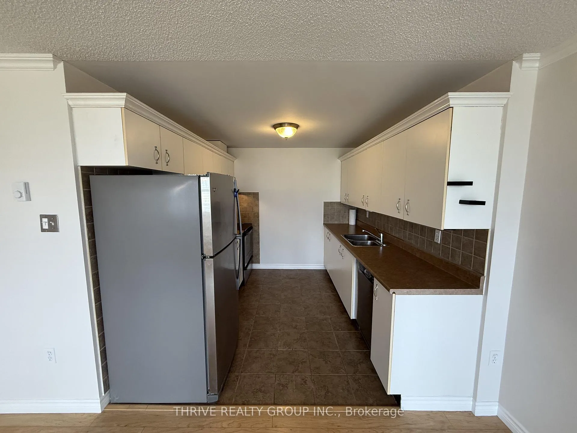Photo 6 of Unit 706, 76 Baseline Road W, London, South E — HOMEH