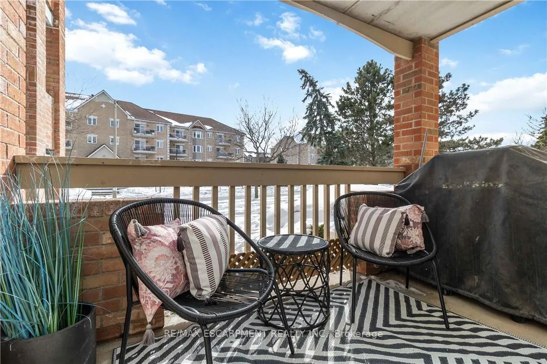 Photo 27 of Unit 110, 4015 Kilmer Drive, Burlington, Tansley — HOMEH